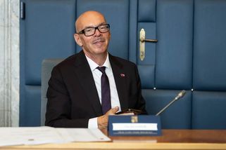 „500 pro Oldu.“ Lidé připomínají Klempířovu minulost u StB, na oslavu 17. listopadu už poslali miliony